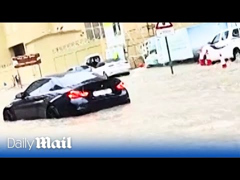 Chaos in Dubai: Flash floods and heavy rains hit UAE